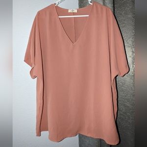 3/$30 NWOT Entro XL Peach Salmon Lightweight Career Top. Bundle more to save!